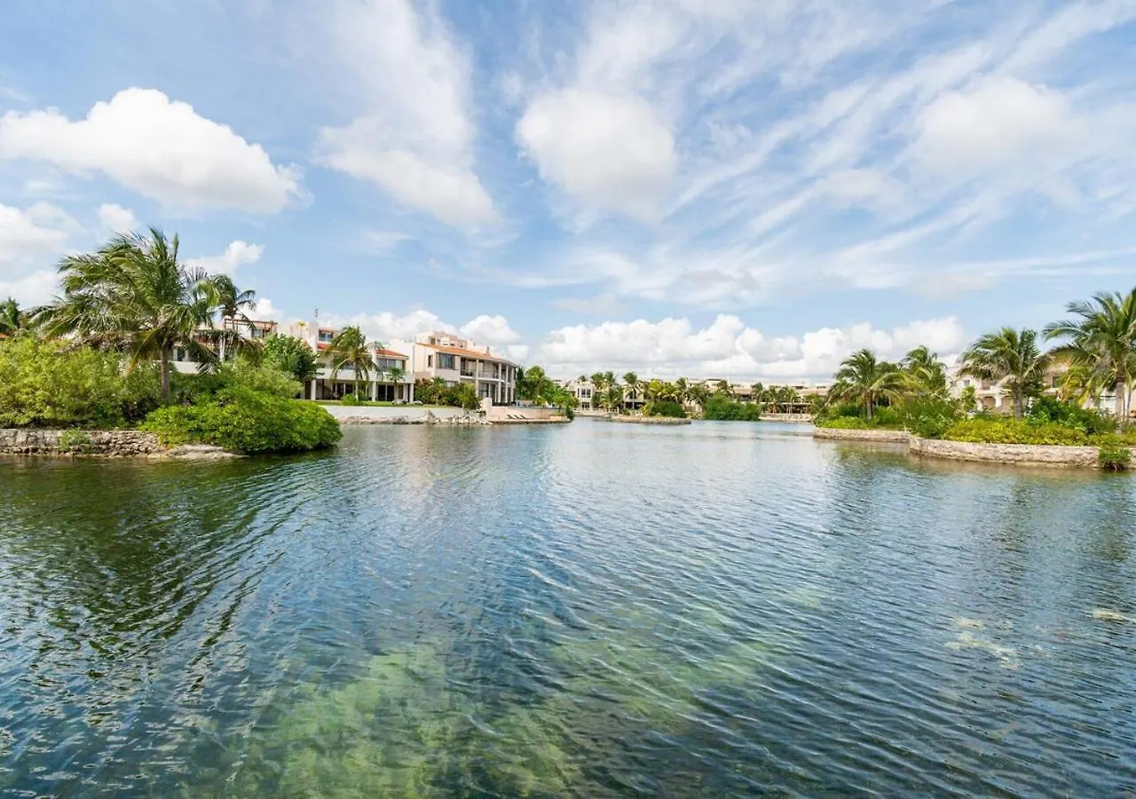 Apartment Ground Floor Paradise With Marina View And Pool Paddleboard Included Puerto Aventuras