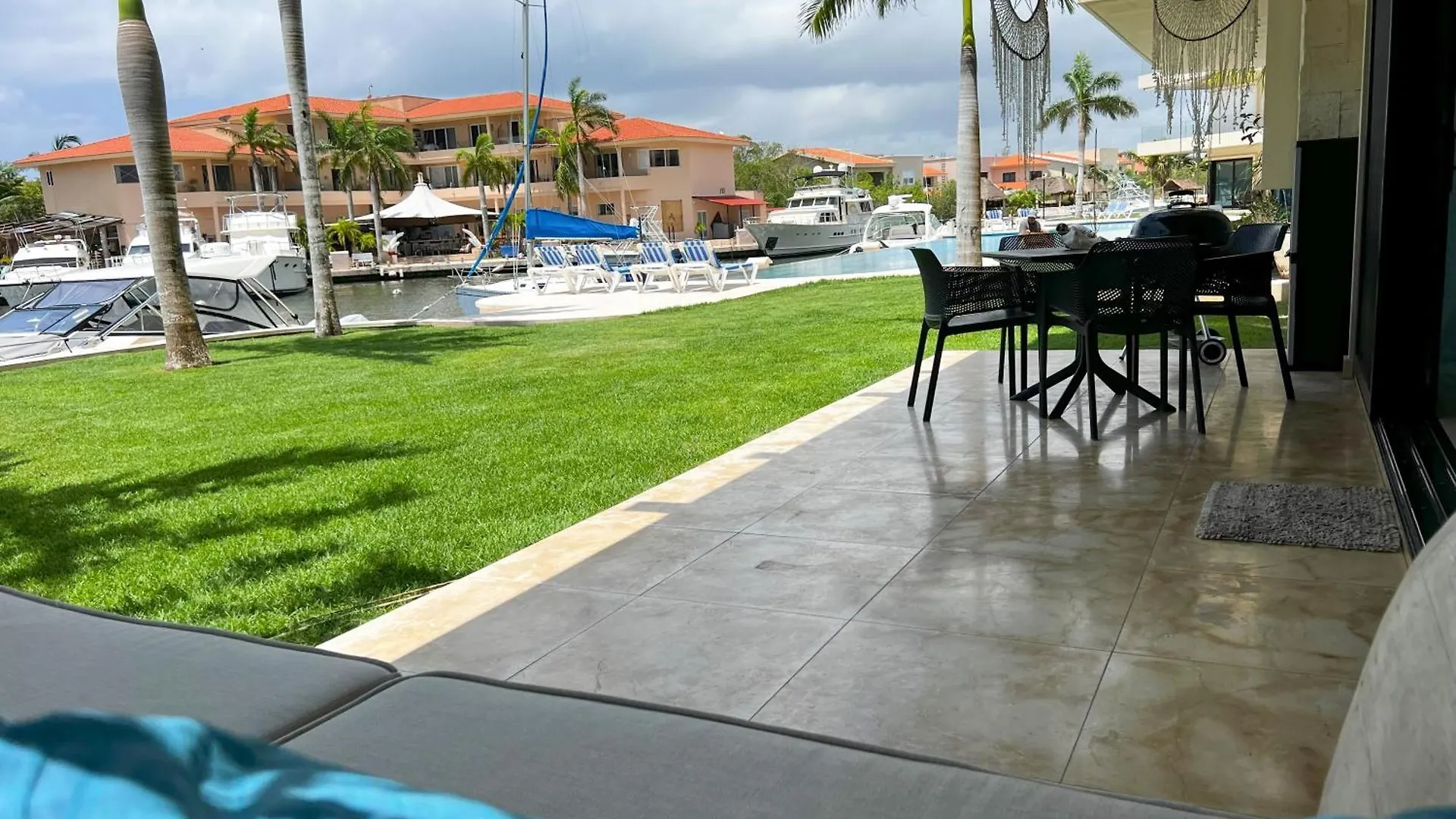 Ground Floor Paradise With Marina View And Pool Paddleboard Included Puerto Aventuras