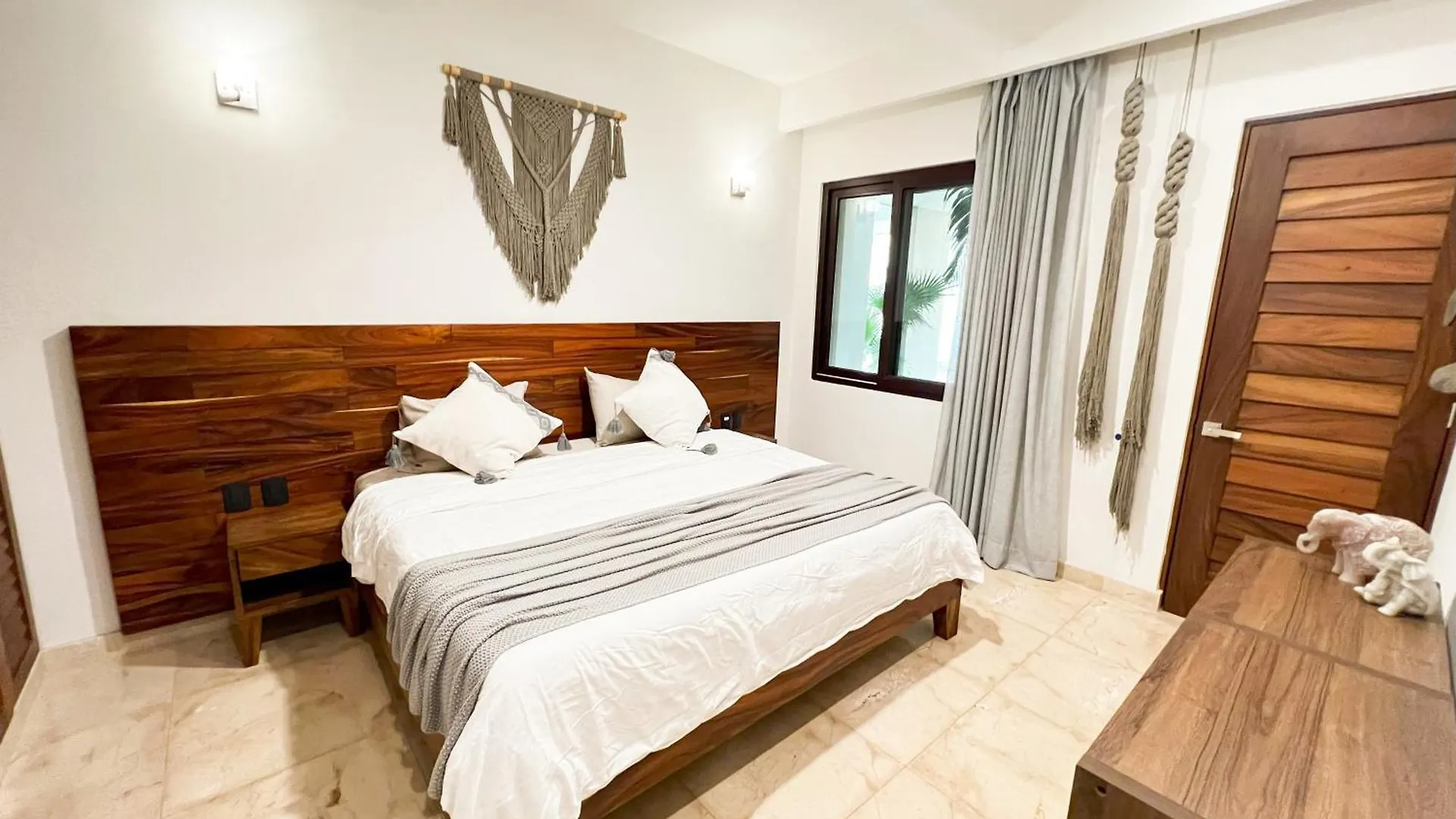 Ground Floor Paradise With Marina View And Pool Paddleboard Included Puerto Aventuras